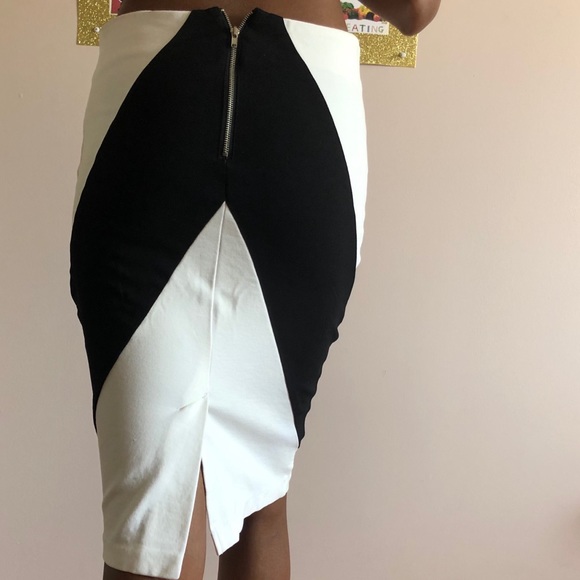 Perfect work skirt duo black & white blue & white - Picture 2 of 4